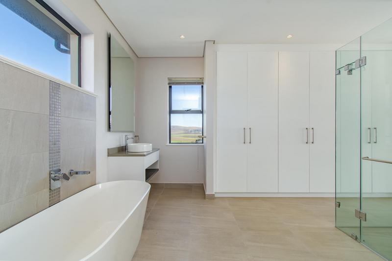 4 Bedroom Property for Sale in Clara Anna Fontein Western Cape